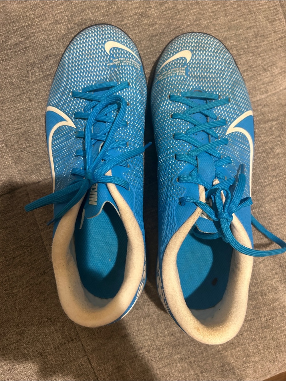 Nike Men’s Bright Blue Athletic Soccer Cleats with White Swoosh